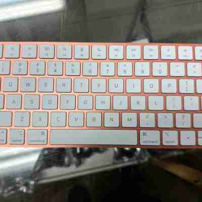 enuine Apple magic keyboard with Touch ID for M1 Macs Orange A2449